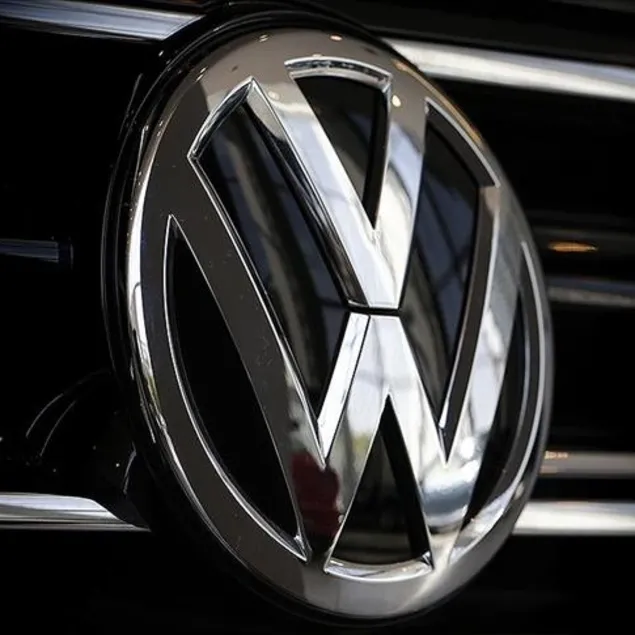 Volkswagen’in hisseleri düşüyor