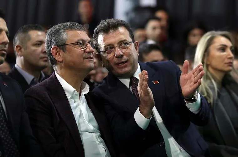 feto-tipi-imamoglu-orgutu-onayi-olmadan-parti-yonetimi-bile-hareket-edemiyor-para-gucuyle-dizayn-cabasi-1743747532861.jpeg FETÖ tipi İmamoğlu Örgütü: Onayı olmadan parti yönetimi bile hareket edemiyor! Maaşa bağladığı isimler...-4