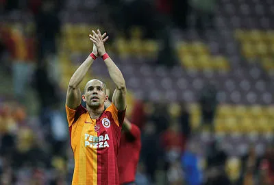 1627458962247.jpg Galatasaray'da 40 milyon TL'lik hayalet! Ne oynuyor ne de gidiyor...-4