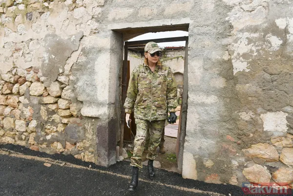 SON DAKİKA: Azerbaycan Cumhurbaşkanı İlham Aliyev işgalden kurtarılan Gubadlı'yı ziyaret etti - 17