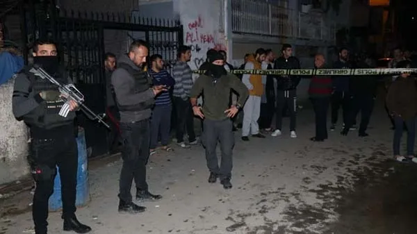 Adana'da otomobili EYP ile patlattılar - 8