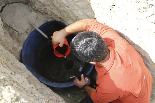 cok-etkili-bir-metot-deniyor-dededen-kalma-yontemle-uretmeyi-basardi-4-gun-boyunca-1600374126488.jpg Çok etkili bir metot deniyor! Dededen kalma yöntemle üretmeyi başardı! 4 gün boyunca...-6