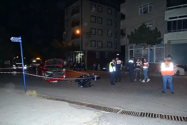 Tekirdağ’da 1’i ağır 2 kişinin yaralandığı korkunç kazada sürücü firar etti-3