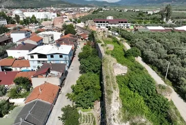 Tarihi İznik surlarında ‘mezarlık’ gizemi