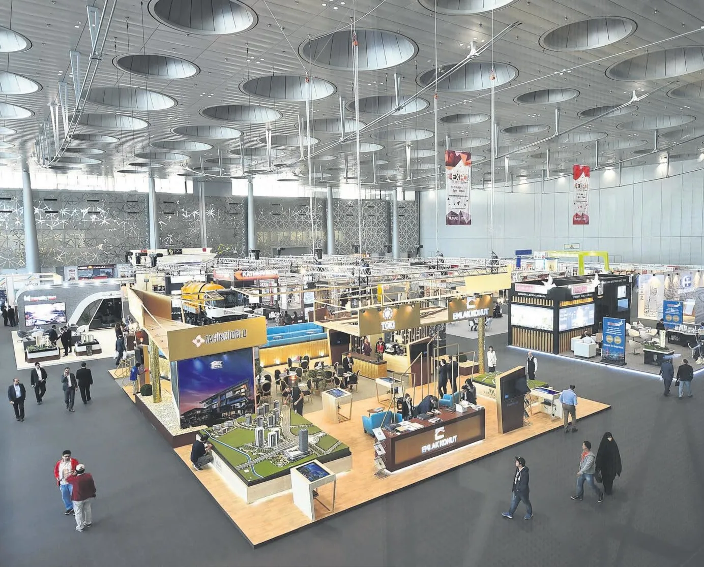 Katar’ı projeleriyle fethettiler