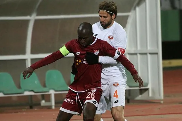 Adana’dan altın vuruş