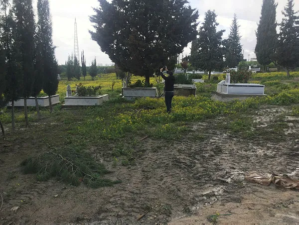 adanada-tuyler-urperten-olay-mezara-gomulmus-cenin-bulundu-1646376630235.jpg Adana'da tüyler ürperten olay! Mezara gömülmüş cenin bulundu-2