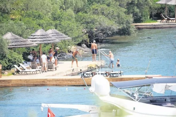 bodrum-bu-kez-turkiyenin-onemli-ailelerini-agirladi-1628627450970.jpg