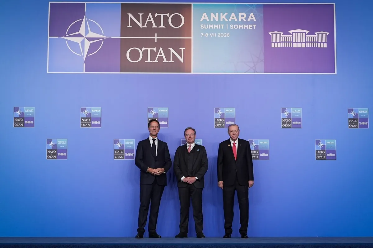 baskan-erdogandan-nato-zirvesi-mesaji-turkiye-donusumun-merkezinde-1783619993959.jpeg Başkan Erdoğan’dan NATO Zirvesi mesajı: Türkiye dönüşümün merkezinde-5
