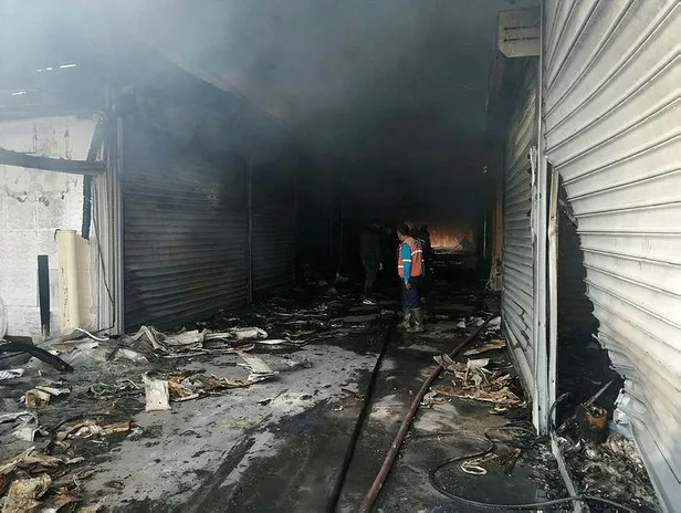 Aydın'da korkutan yangın! Çok sayıda dükkan küle döndü: Can kaybı yok-5