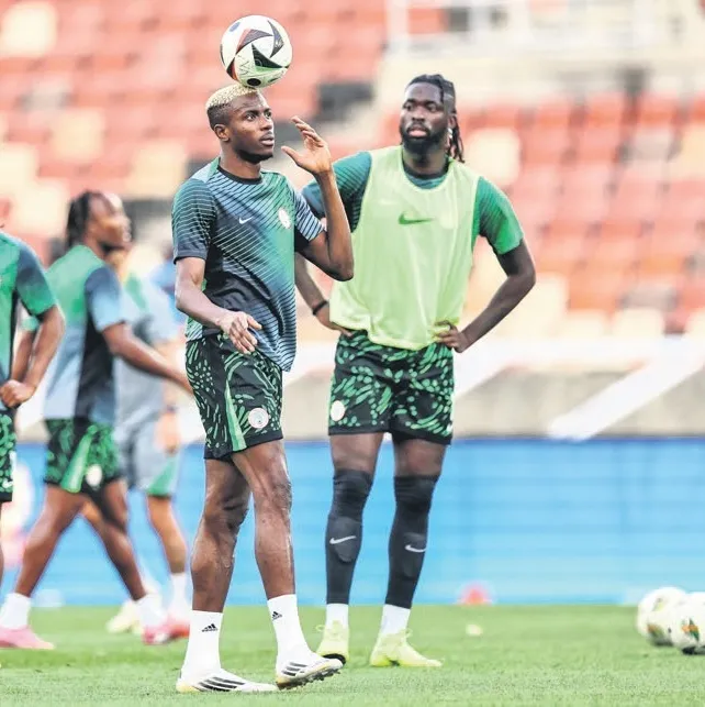 Her gidişi bir olay