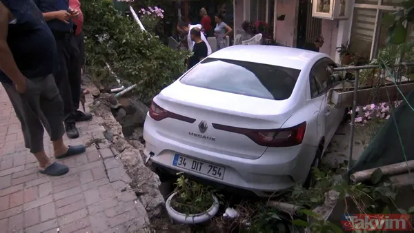 SON DAKİKA: İstanbul Avcılar'da otomobil bahçeye girdi: Dede ve torun 5 dakikayla kurtuldu! Dehşet anları kamerada - 5
