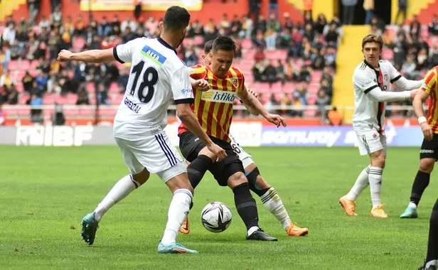 Beşiktaş, Kayseri'de 3 attı 3 aldı! (Kayserispor 2-3 Beşiktaş MAÇ SONUCU ÖZET)-4