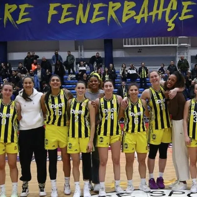 Dişi Kanarya farklı galip