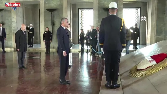 KKTC Cumhurbaşkanı Tufan Erhürman ilk ziyaretini Anıtkabir’e yaptı!