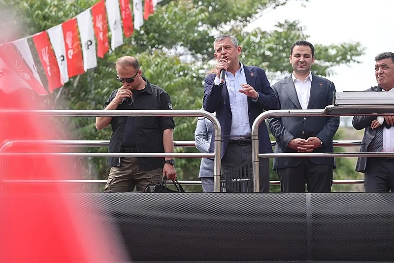 1780757302334.jpeg Özgür Özel’in konuğu çek dosyasından çıktı: Dokunulmazlığı kaldırılmış-2