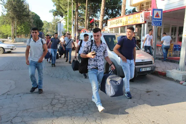 Askerlerin kimi 5 gün, kimi 6 ay kala erken terhis heyecanı yaşadı-2