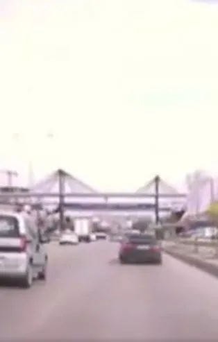 Bursa'da makas atan sürücü dehşet saçtı