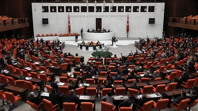 Tezkere TBMM'de kabul edildi: 2 yıl Somali'deyiz-3