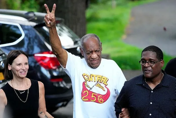 abdde-cinsel-tacizden-hapis-yatan-komedyen-bill-cosby-serbest-birakildi-1625092325722.jpeg ABD'de cinsel tacizden hapis yatan komedyen Bill Cosby serbest bırakıldı!-2