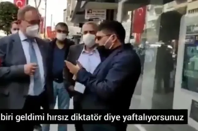 SON DAKİKA: CHP'li Faik Öztrak'a Malatya'da sert tepki: 2002'den önce neredeydi bu otobüs!