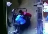 İkinci kattan düşen çocuk, mucize eseri yara almadan kurtuldu