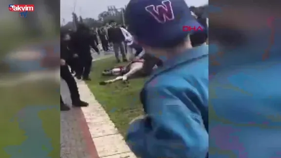 Adana’da insanlık dışı görüntüler: Koşmayan atı bayıltana kadar dövdüler!