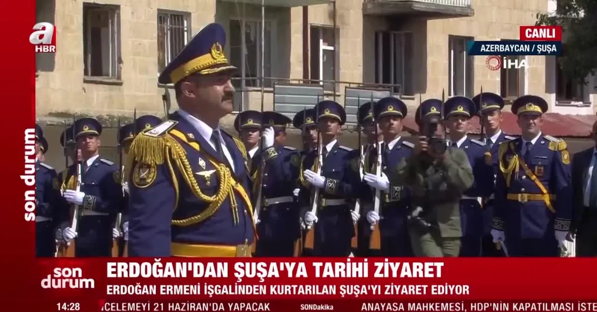 Başkan Erdoğan Aliyev tarafından resmi törenle karşılandı