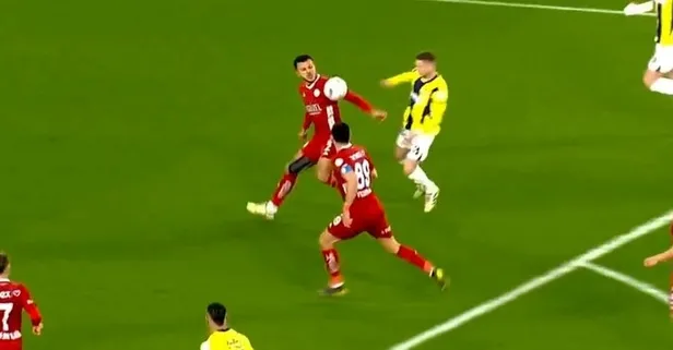 Fenerbahçe penaltı bekledi! Antalyaspor maçında kritik an