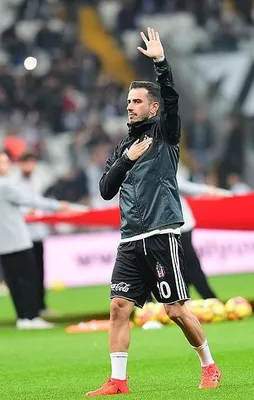 Puan farkını kapatır ipi göğüsleriz