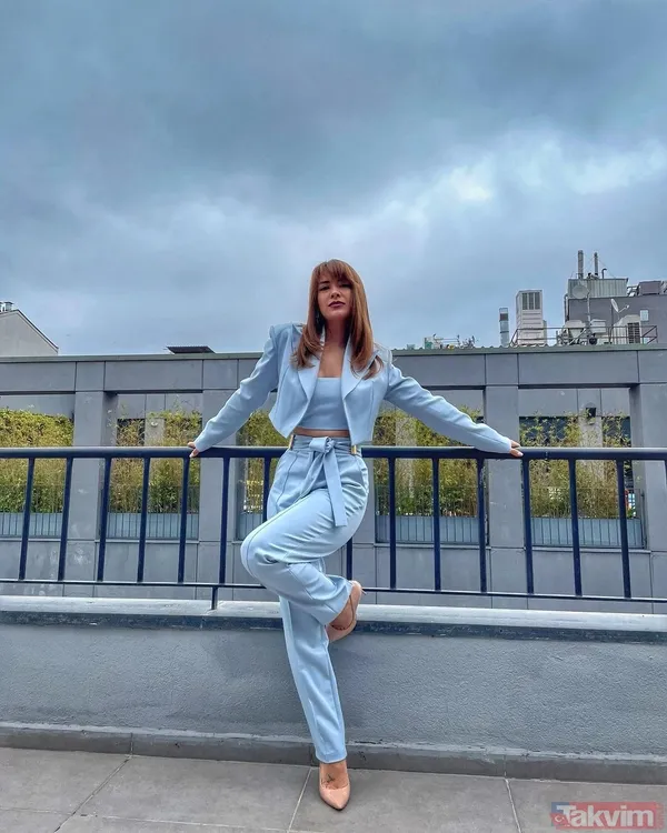 Biran Damla Yılmaz bornozlu pozlarıyla sosyal medyayı yıktı geçti! Gören dönüp bir daha baktı ortalık alev aldı - 18