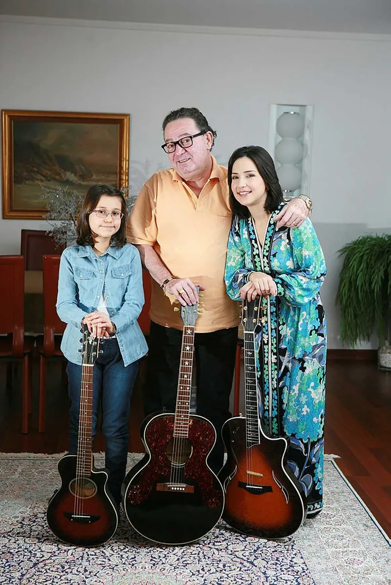 beste-acar-paylasti-gozler-asli-gonule-cevrildi-kayahanin-kizlari-1775300573640.jpeg Beste Açar paylaştı gözler Aslı Gönül'e çevrildi! Kayahan'ın kızları...-5