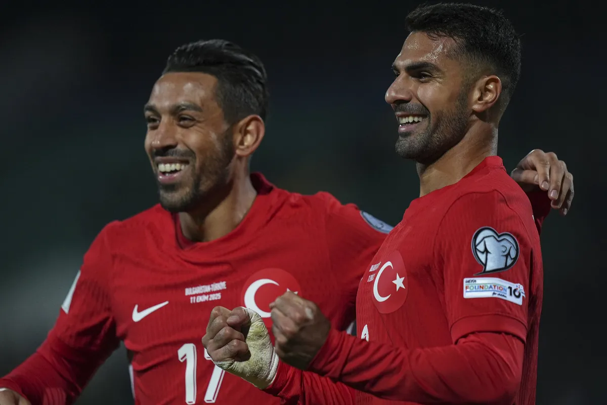 milli-yildiz-bedavaya-transfer-olabilir-galatasaraydan-savunmaya-flas-hamle-1779535579016.jpg Birçok takım Zeki Çelik'i transfer listesinde bulunduruyor