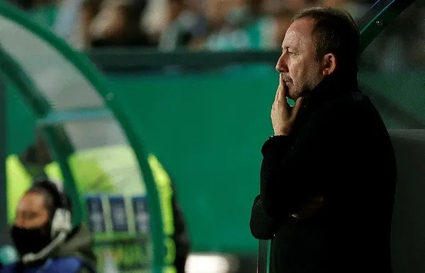 Beşiktaş Teknik Direktörü Sergen Yalçın derbi stratejisini belirledi! Kartal gol gol gol-3