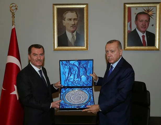 Başkan Erdoğan, Zeytinburnu Belediyesi'ni ziyaret etti-2