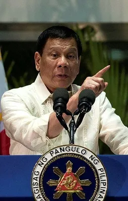 Duterte bu kez AB'ye küfür etti