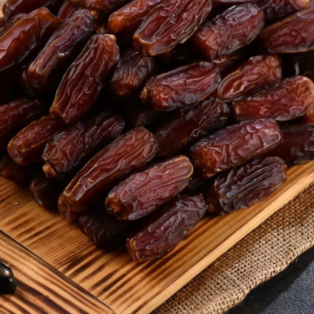 Hurma ile güçlenin