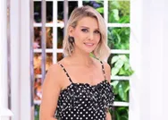 Esra Erolun pabucunu dama attı! İşte 38 yaşındaki Esra Erolun annesi...