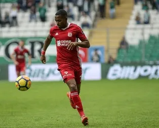 Robinho resmen Başakşehir’de