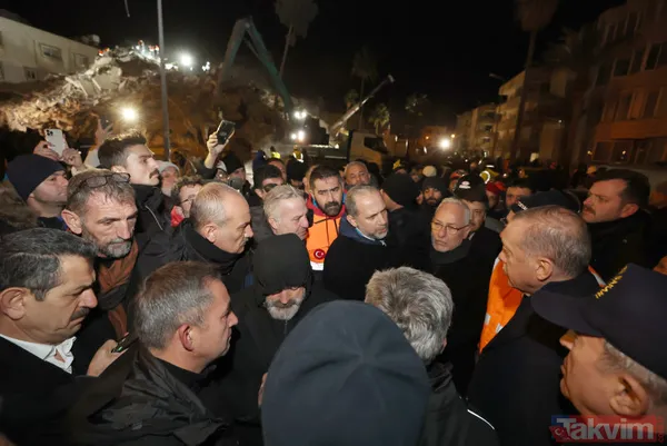 Başkan Erdoğan deprem bölgesinde! Canlı yayında duygu dolu anlar: "Allah devletimizden razı olsun" - 26