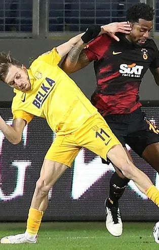 Aslan’ın gücü tükendi! Zirve yarışında büyük kayıp...