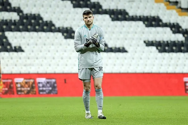 besiktasin-yildizi-ersin-destanoglu-o-listeye-girdi-1615305303483.jpeg Beşiktaş'ın genç file bekçisi Ersin Destanoğlu CIES'in hazırladığı o listeye girdi!-5
