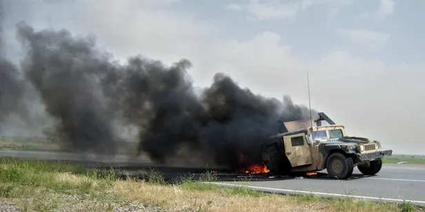 ypgpkk-yanlilarinin-algi-operasyonu-ellerinde-patladi-yalan-fotograflarla-kara-propaganda-1571239638781.jpg YPG/PKK yanlılarının algı operasyonu ellerinde patladı! Yalan fotoğraflarla kara propaganda...-1