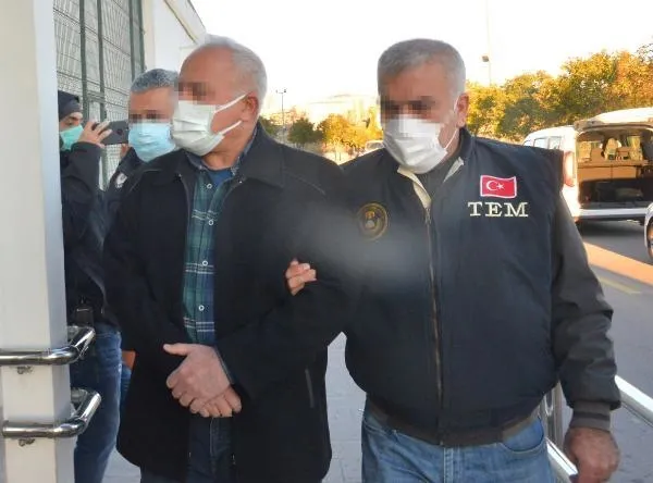 Son dakika: Adana merkezli 11 ilde FETÖ operasyonu: 13 muvazzaf asker gözaltına alındı-1