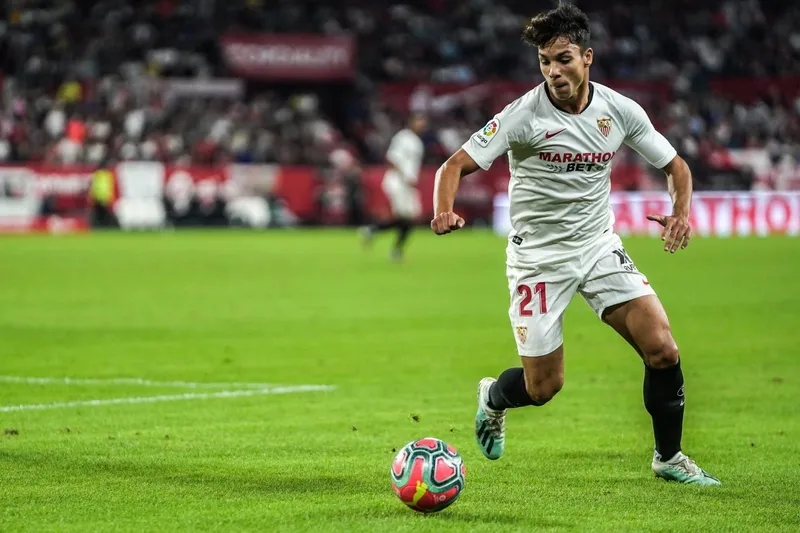 trabzonspor-sevillanin-yildiz-ismi-borna-barisici-gozune-kestirdi-1711325153532.jpeg Güncel değeri 6 milyon Euro! Trabzonspor Sevilla'nın yıldız ismi Borna Barisic’i gözüne kestirdi-5