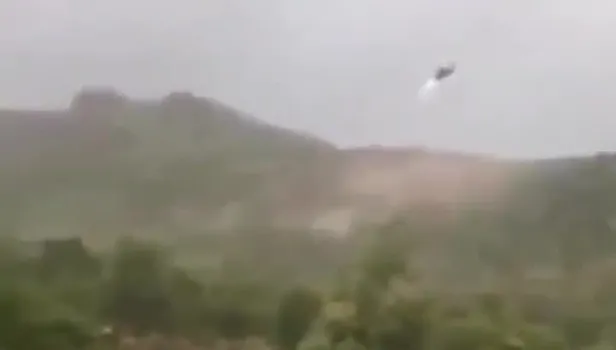Irak'ın kuzeyindeki teröristlerin ATAK helikopteriyle vurulma anı