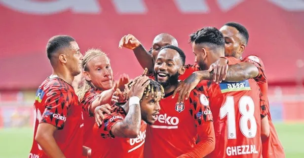 UEFA Şampiyonlar Ligi grup kuralarının çekimi bugün İstanbul'da gerçekleşecek