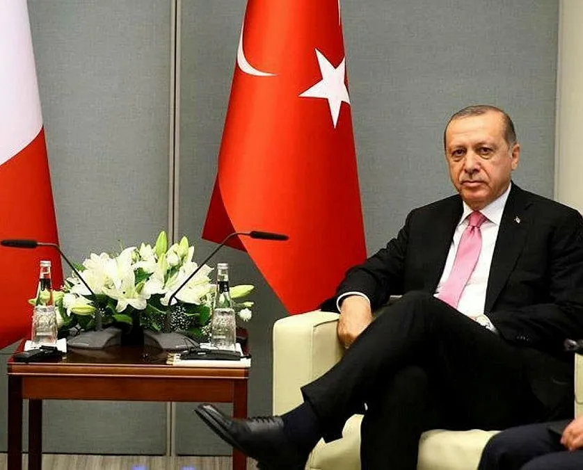 Cumhurbaşkanı Erdoğan, Macron ile görüştü