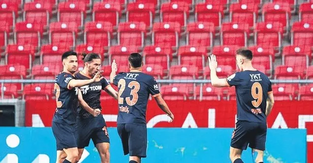 Başakşehir Hatayspor’u 4-2 mağlup etti!