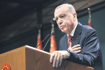 Taşlar yerine oturuyor